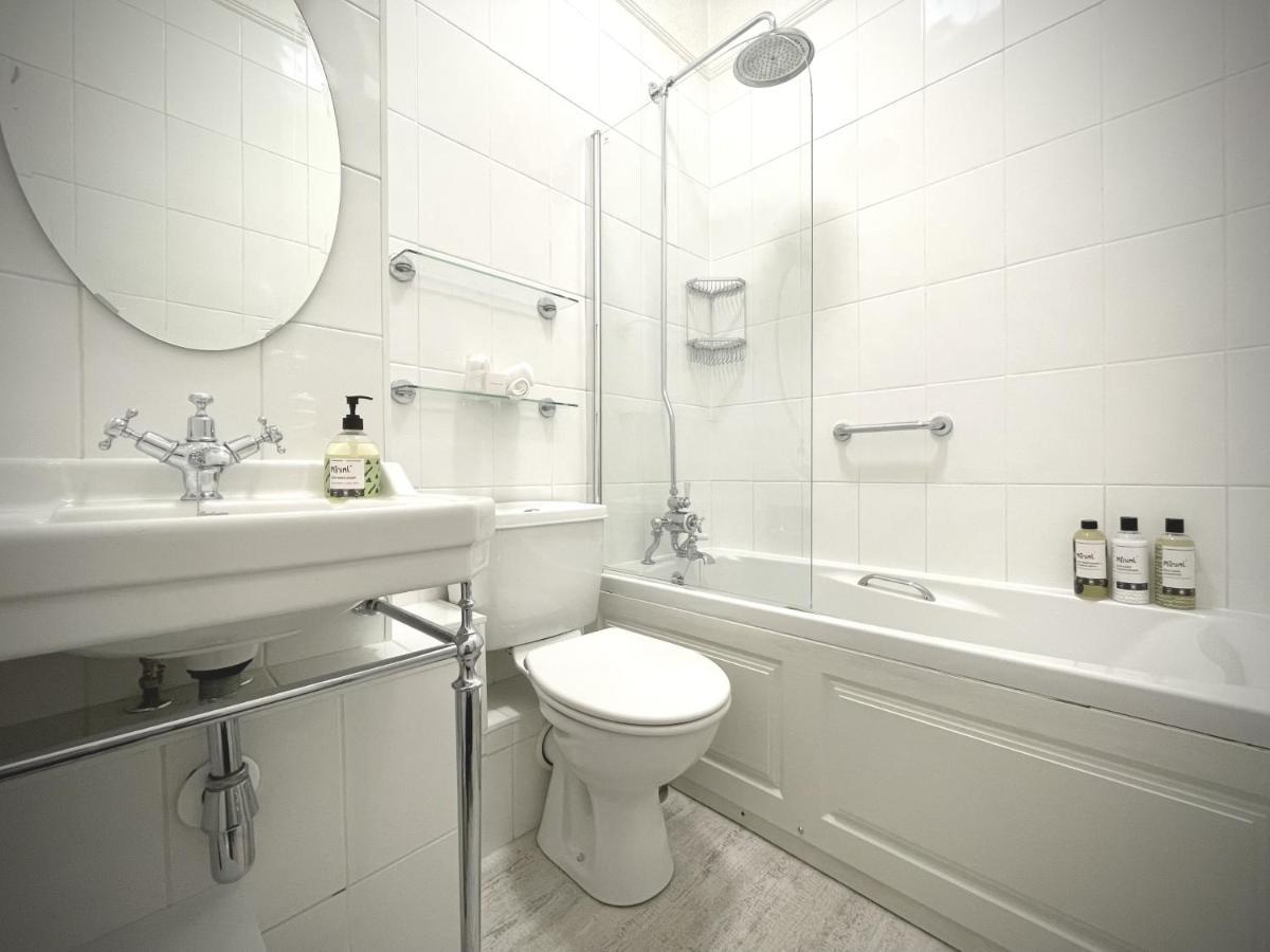 Holiday home Centre Luxury House With Outdoor Bath And Parking *